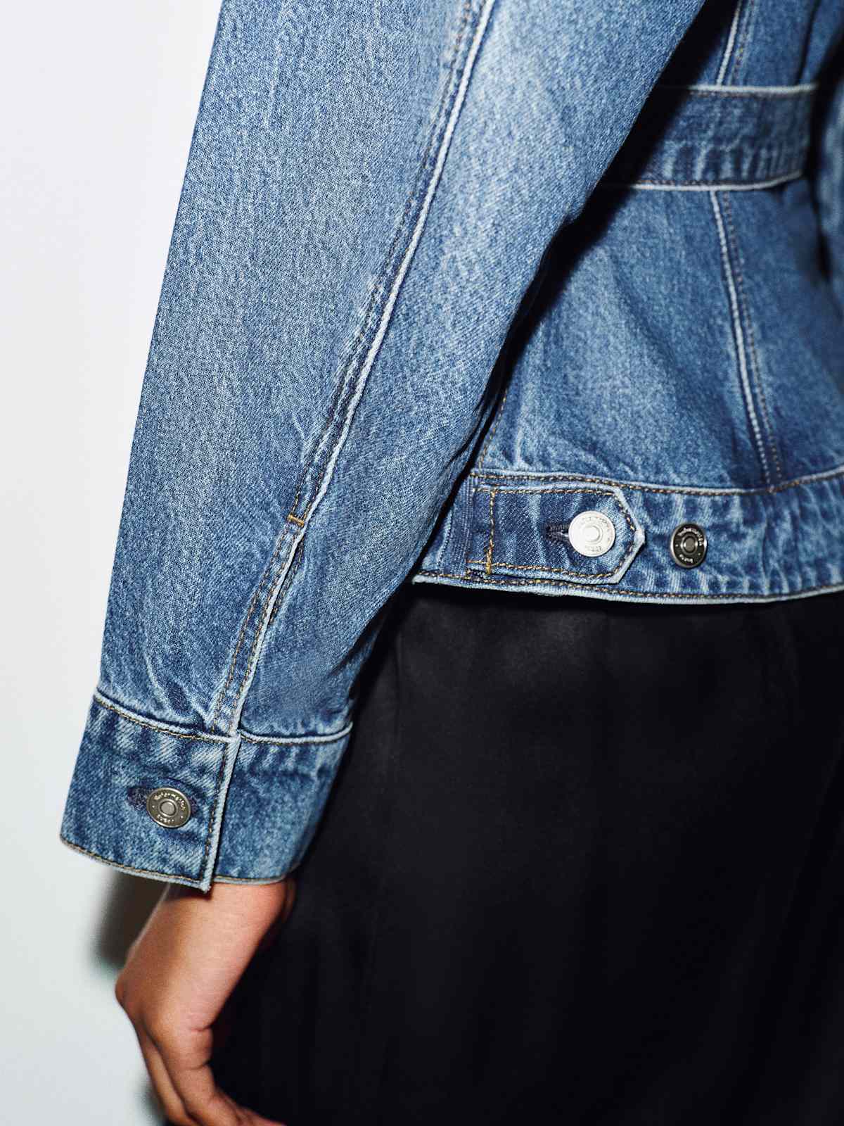 Taylor Belted Denim Jacket - thumbnail 9
