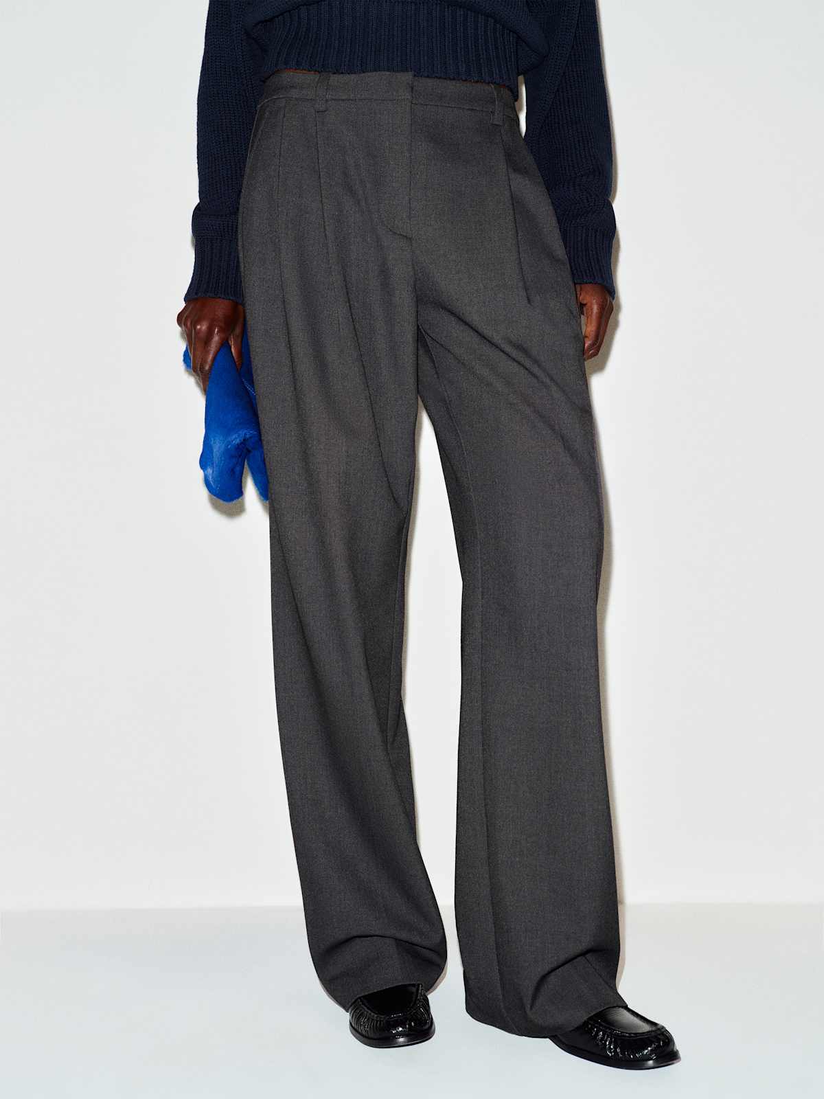 Frances Low Rise Relaxed Pant - thumbnail 3