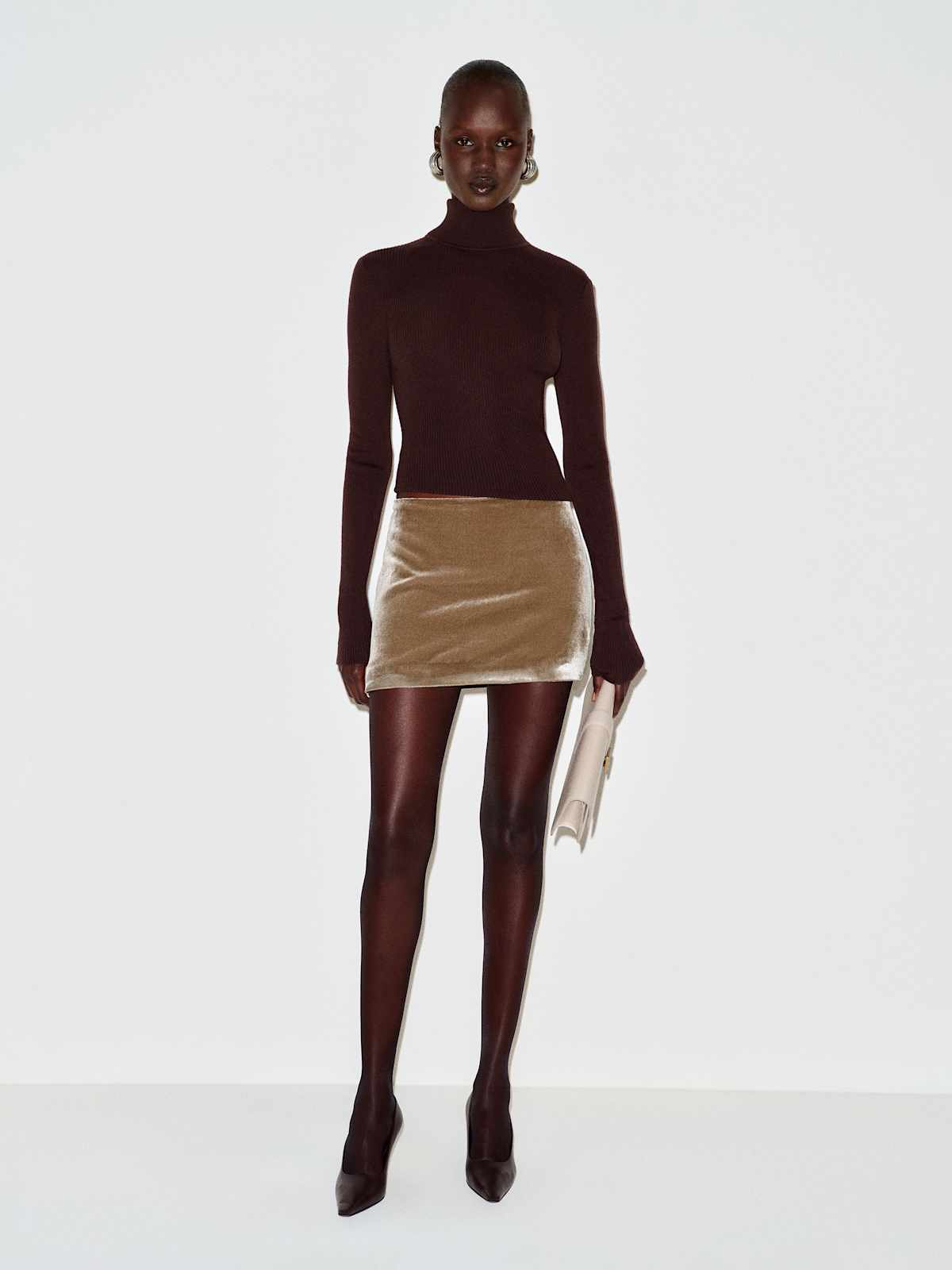 Carla Low Waist Velvet Skirt