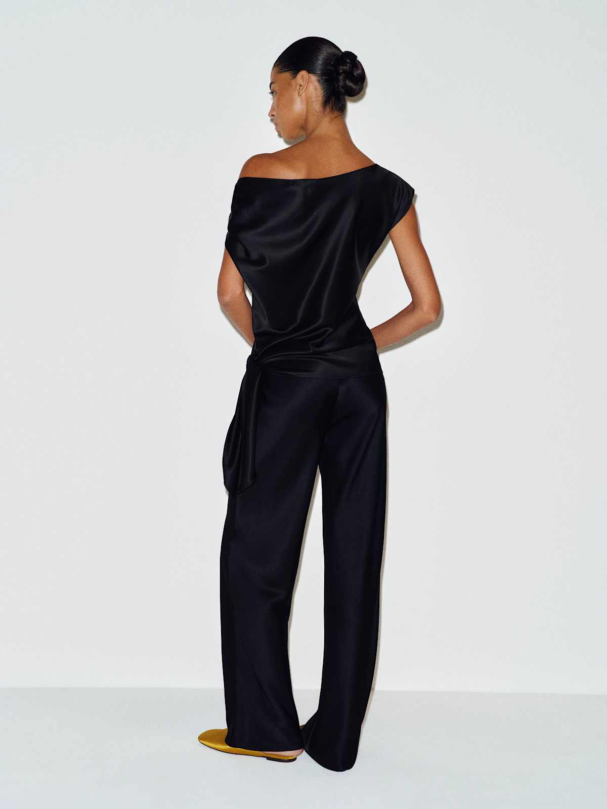 Sonnet Satin Two Piece - thumbnail 7