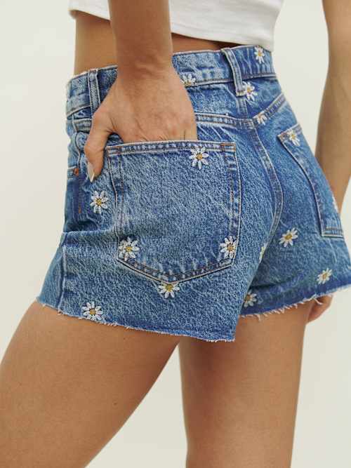 Charlie High Rise Jean Short