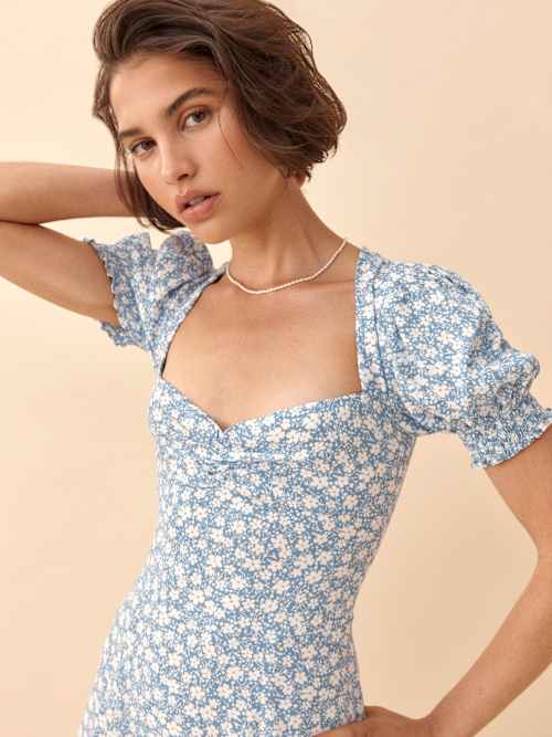 Reformation Lacey Dress サイズ2 Lacey Dress by Reformation | Rent the Runway