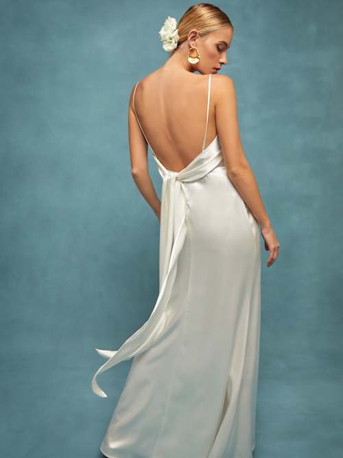 reformation silves dress Reformation Talicia Silver Sequin Long Sleeve Maxi Dress  The Closet New  York