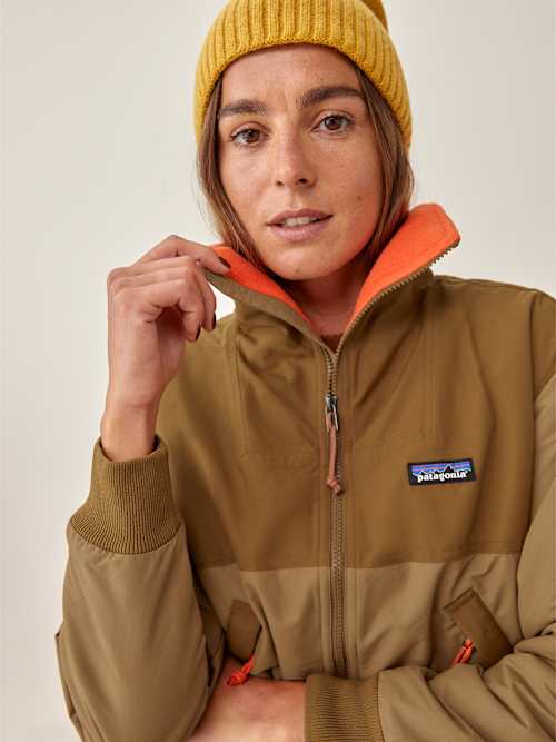 Patagonia W's Shelled Synch Jacket