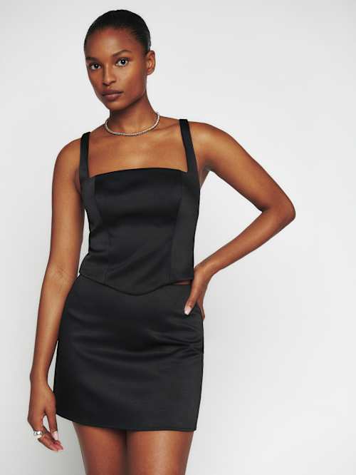 【Reformation】ラグナ 2ピース シャーリング セットアップ 1311902.1.BLACK?_s=RAABAB0