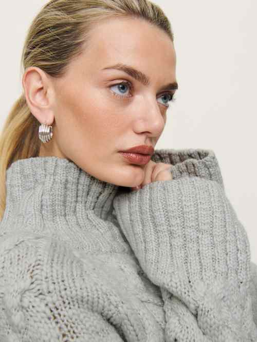 Jax Chunky Cable Knit Turtleneck Jax Chunky Cable Knit Turtleneck