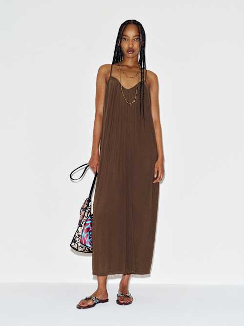 embellished cut-out asymmetric midaxi dress in hot pink Storie Halterneck Split Hem Midaxi Dress in Rose Leopard Print