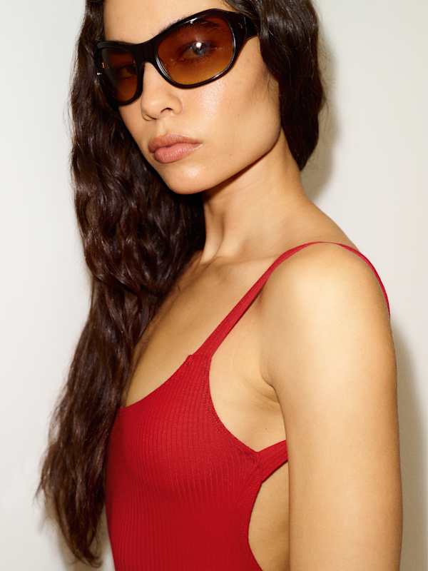 Amy Bodysuit - Lipstick