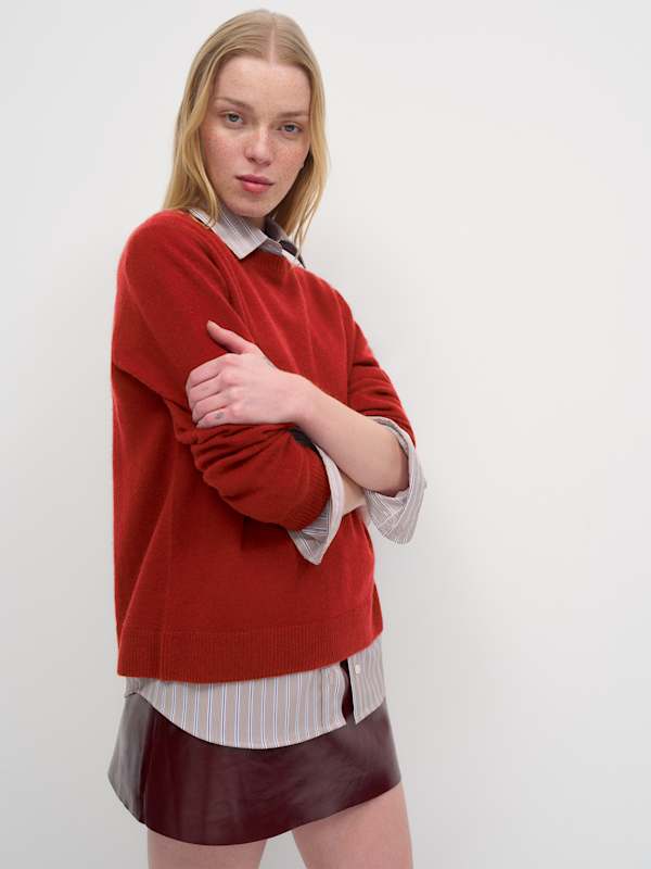 Cashmere Boyfriend Sweater - Crimson
