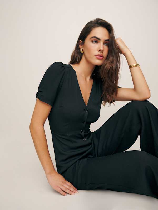 Petites France Jumpsuit - Black