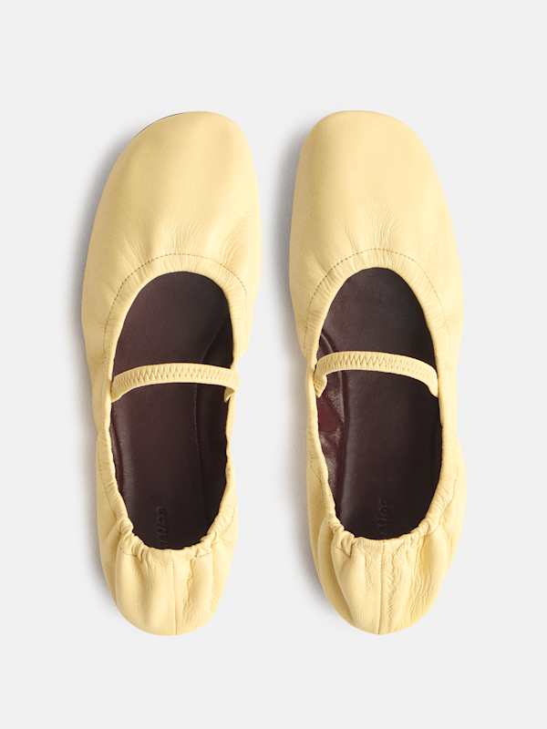 Buffy Ruched Ballet Flat - Lemon Custard Leather