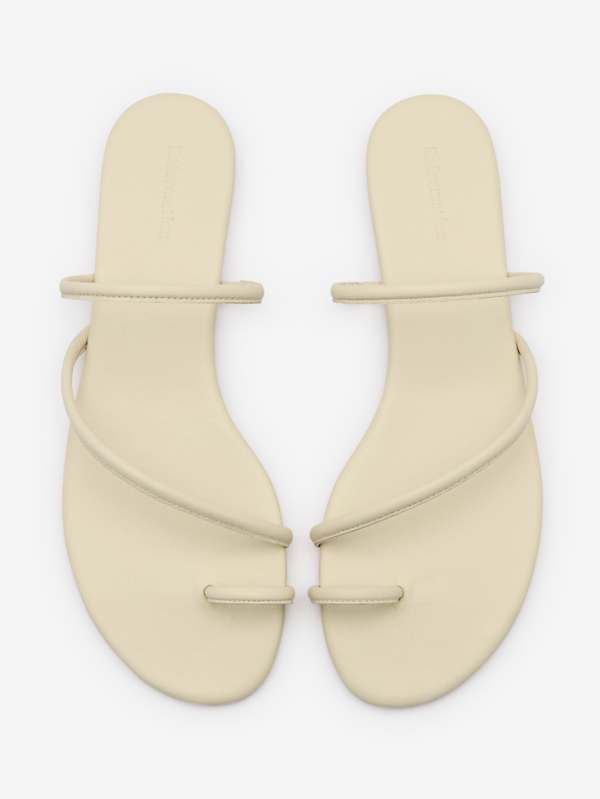Ludo Toe Ring Strappy Flat Sandal - Almond Leather
