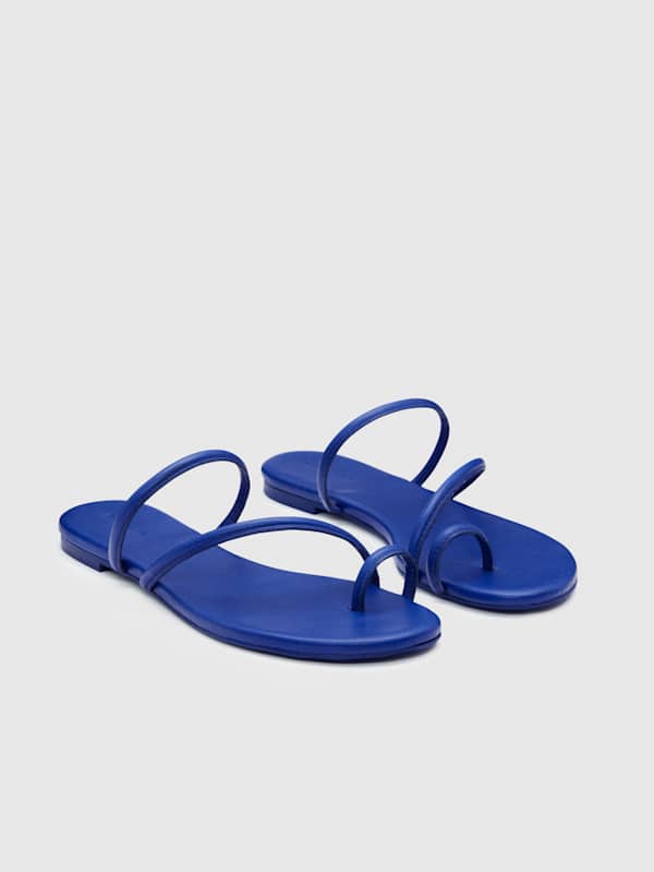 Ludo Toe Ring Strappy Flat Sandal - Cobalt Leather