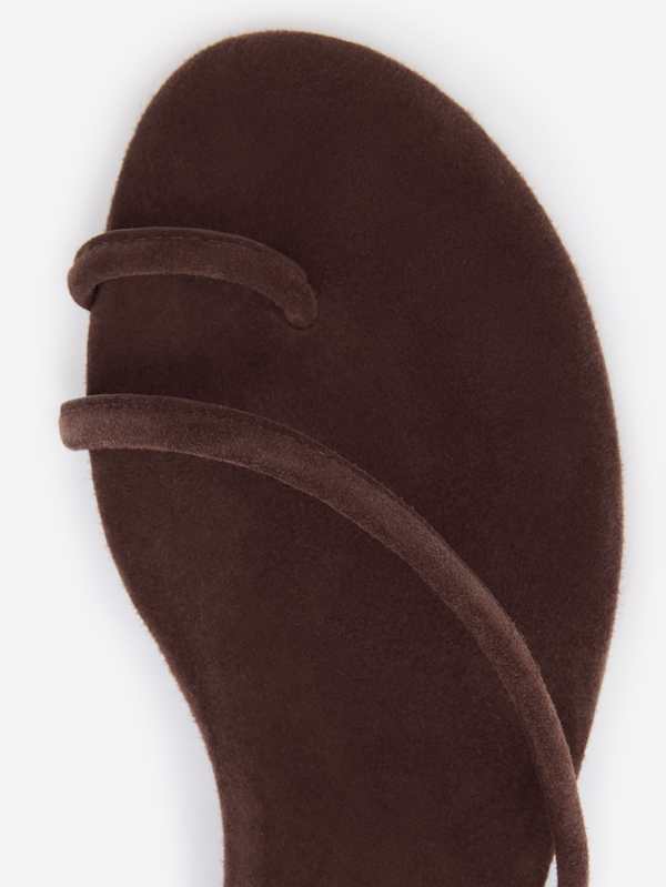 Ludo Toe Ring Strappy Flat Sandal - Espresso Suede