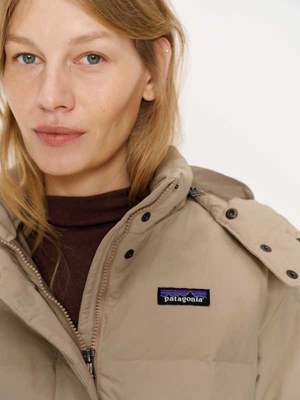 Patagonia W's Downdrift Jacket - Oar Tan/ Seabird Grey