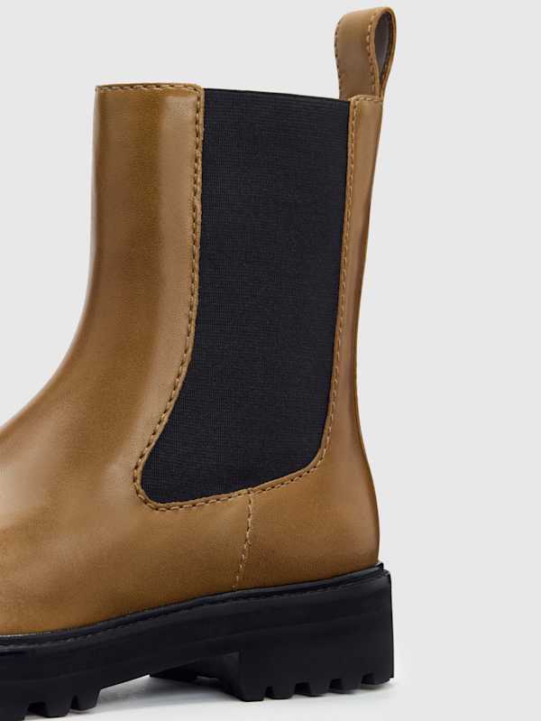 Katerina Lug Sole Chelsea Boot - Scotch Leather
