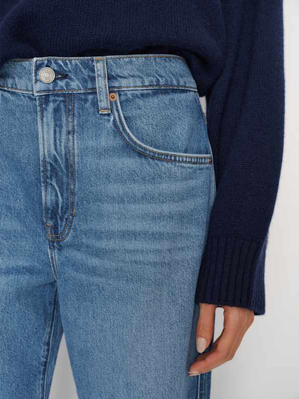 Val 90s Mid Rise Straight Jeans - Naysa