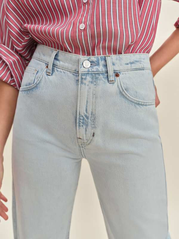 Val 90s Mid Rise Straight Jeans - Shasta