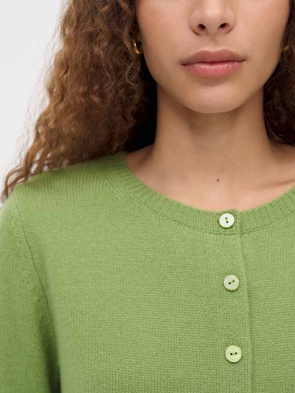 Clara Cashmere Crew Cardigan - Green Bean