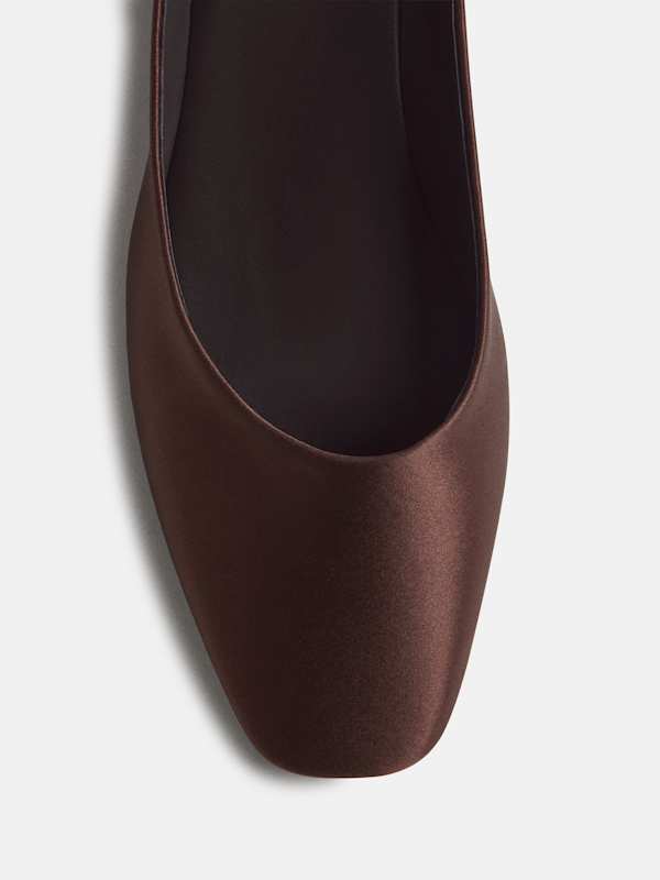 Yoanna Flat Mule - Cafe Satin