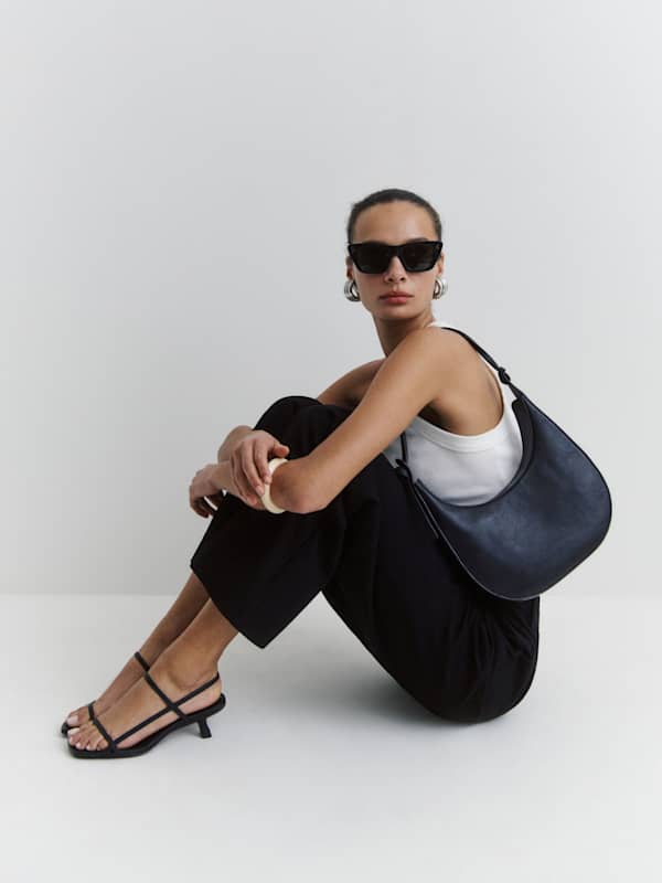 Medium Rosetta Shoulder Bag - Black Leather