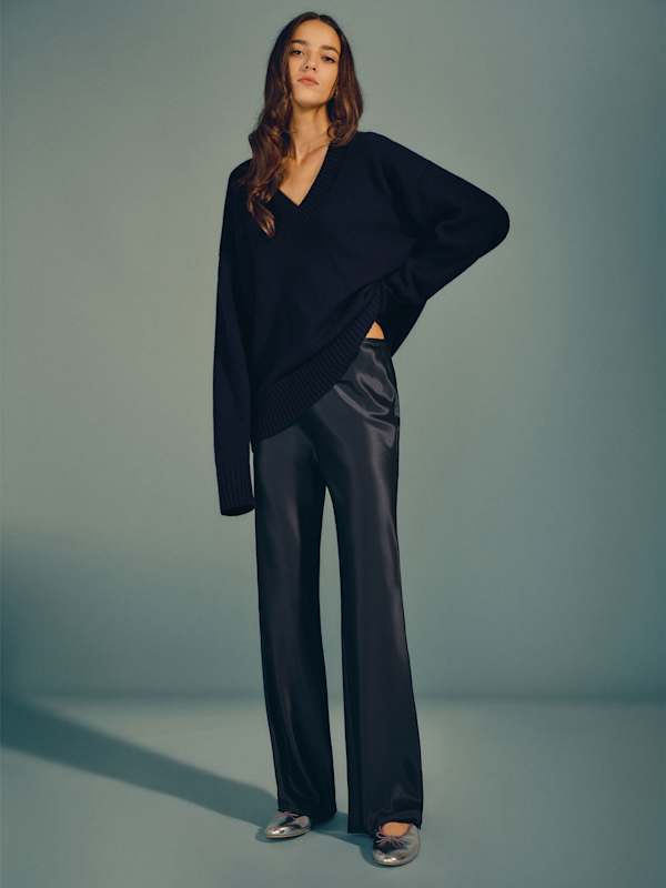 Gale Satin Mid Rise Bias Pant - Midnight