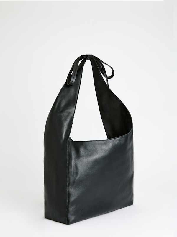 Medium Vittoria Tote Bag - Black Leather