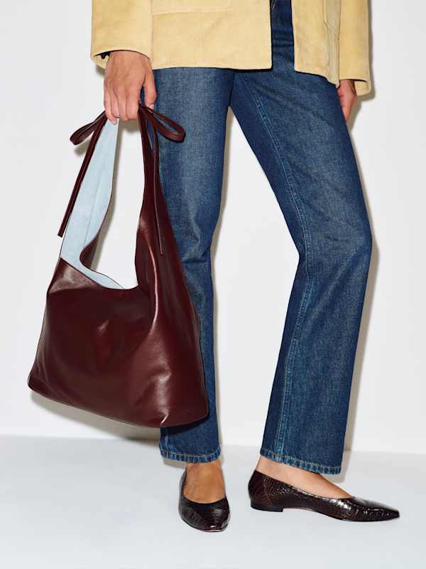 Medium Vittoria Tote Bag - Burgundy Leather