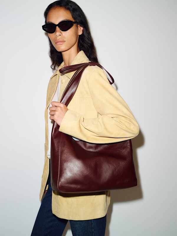 Medium Vittoria Tote Bag - Burgundy Leather