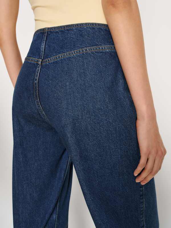 Cary Low Rise Slouchy Wide Leg Jeans - Melville Belted