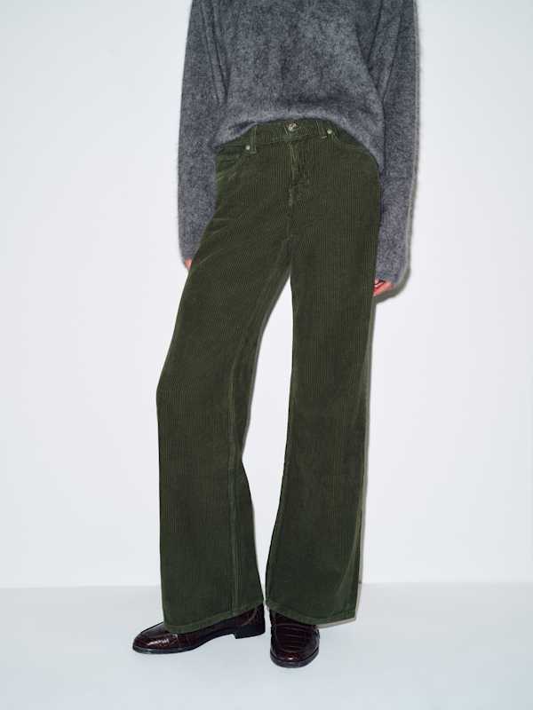 Cary Low Rise Slouchy Wide Leg Jeans - Mosswood Corduroy