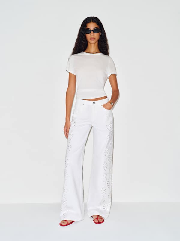 Cary Low Rise Slouchy Wide Leg Jeans - Optic White Eyelet