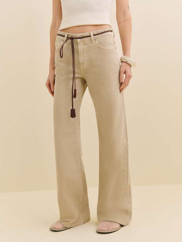 Cary Low Rise Slouchy Wide Leg Jeans - Sand Dollar