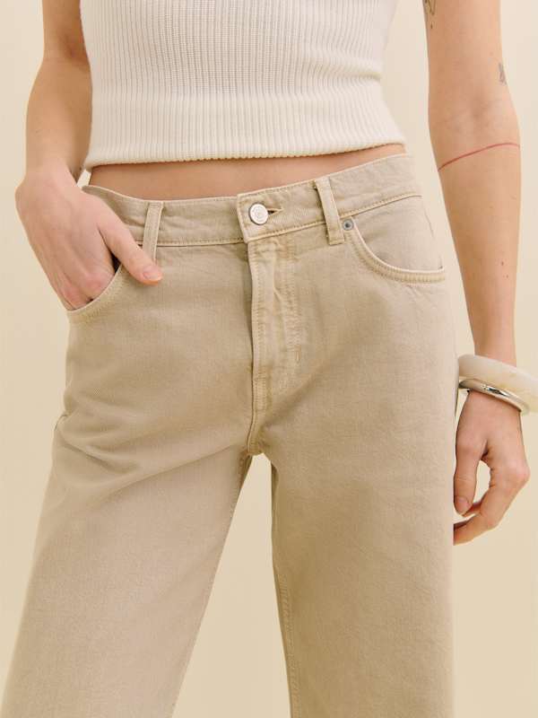 Cary Low Rise Slouchy Wide Leg Jeans - Sand Dollar