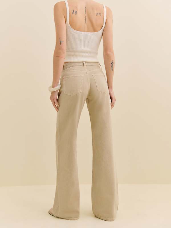 Cary Low Rise Slouchy Wide Leg Jeans - Sand Dollar