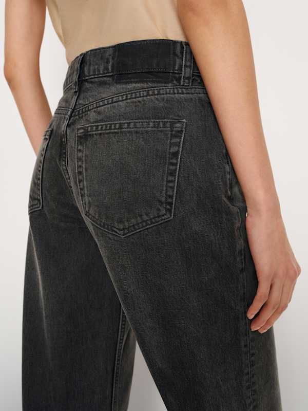 Cary Low Rise Slouchy Wide Leg Jeans - Summit