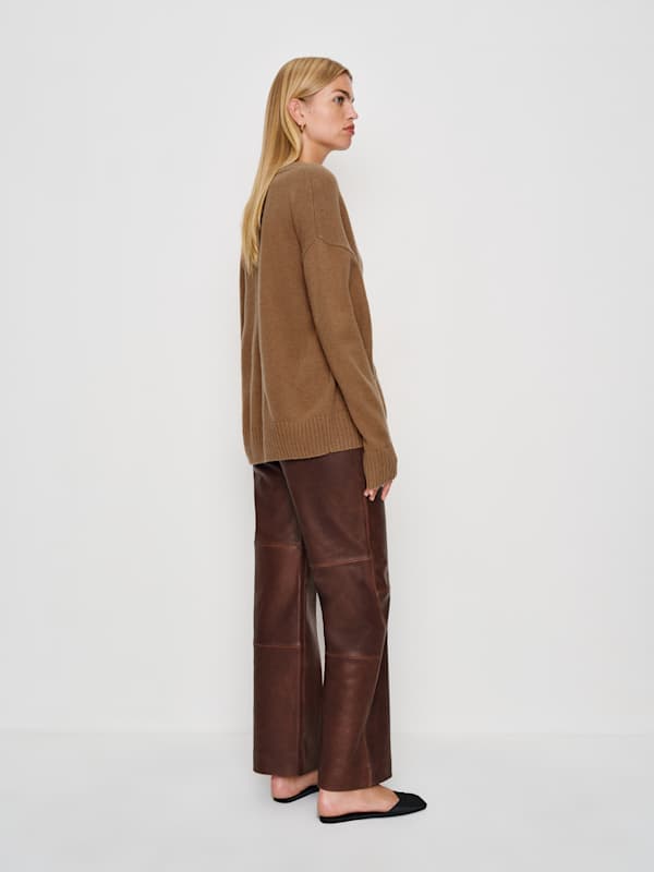 Jadey Cashmere Oversized V-neck Sweater - Camel