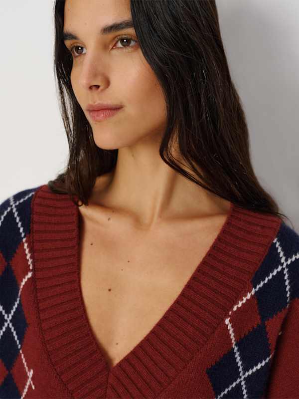 Jadey Cashmere Oversized V-neck Sweater - Chianti Multi Argyle