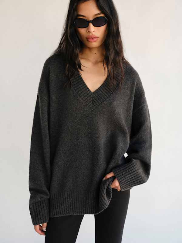 Jadey Cashmere Oversized V-neck Sweater - Flannel