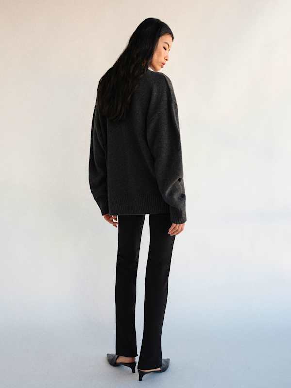 Jadey Cashmere Oversized V-neck Sweater - Flannel