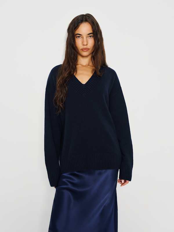 Jadey Cashmere Oversized V-neck Sweater - Navy