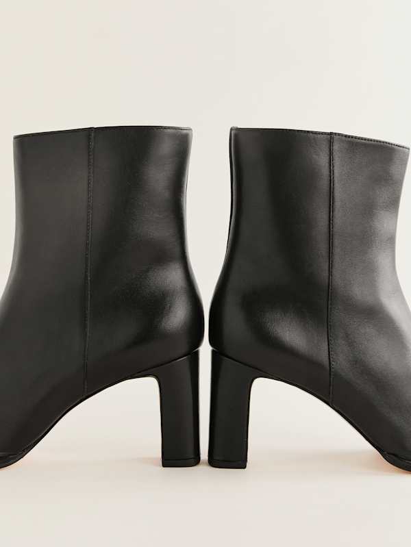 Gillian Ankle Boot - Black Leather