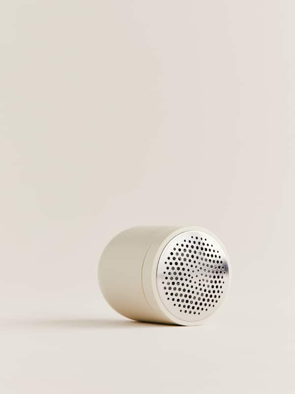 Steamery Pilo 2 Fabric Shaver - Sand
