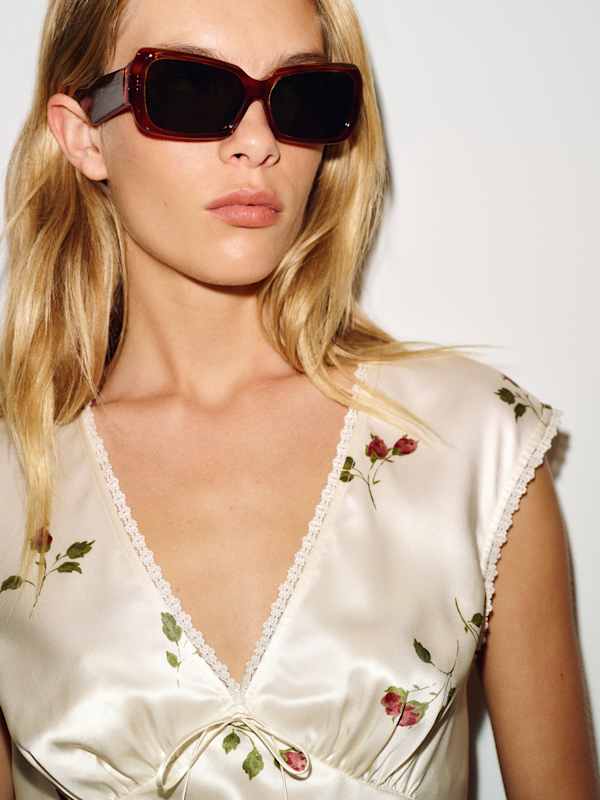 Top en soie Cherry - Floating Rose