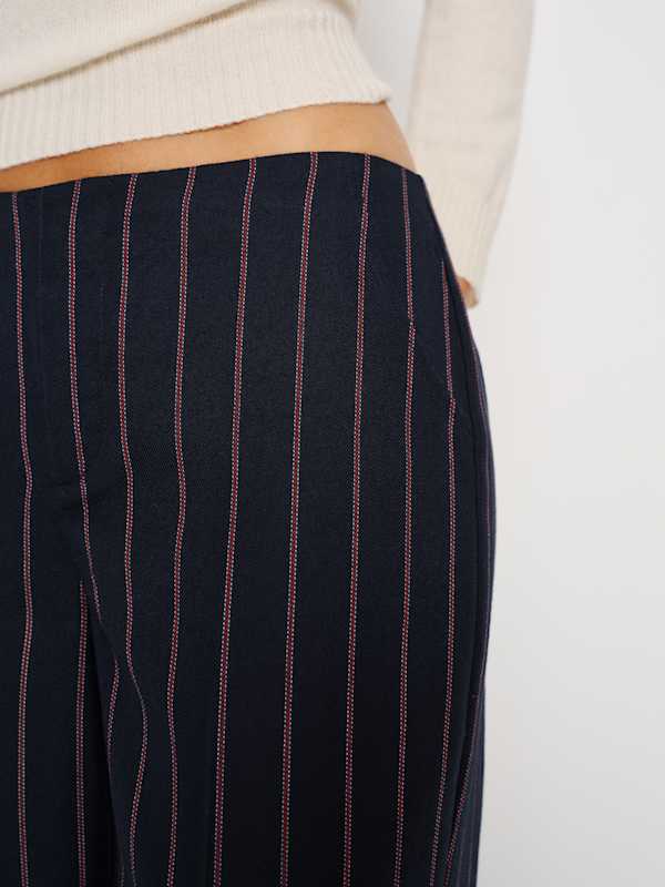 Vida Low Rise Pant - Navy Red Stripe