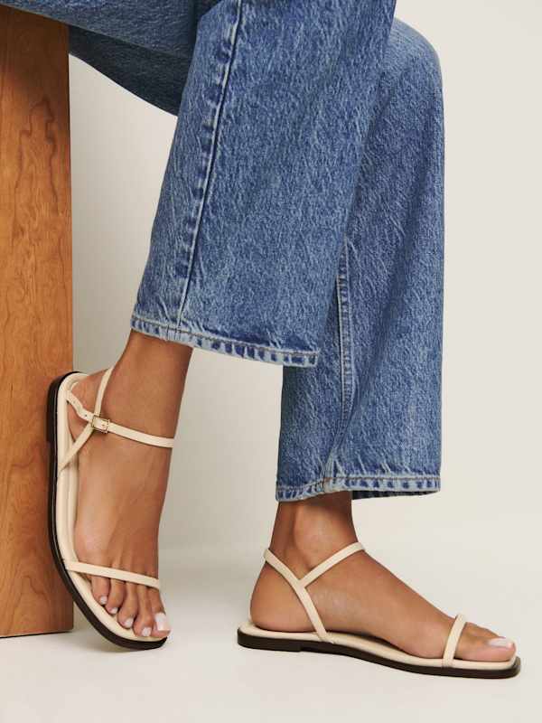 Lake Flat Sandal - Almond Leather