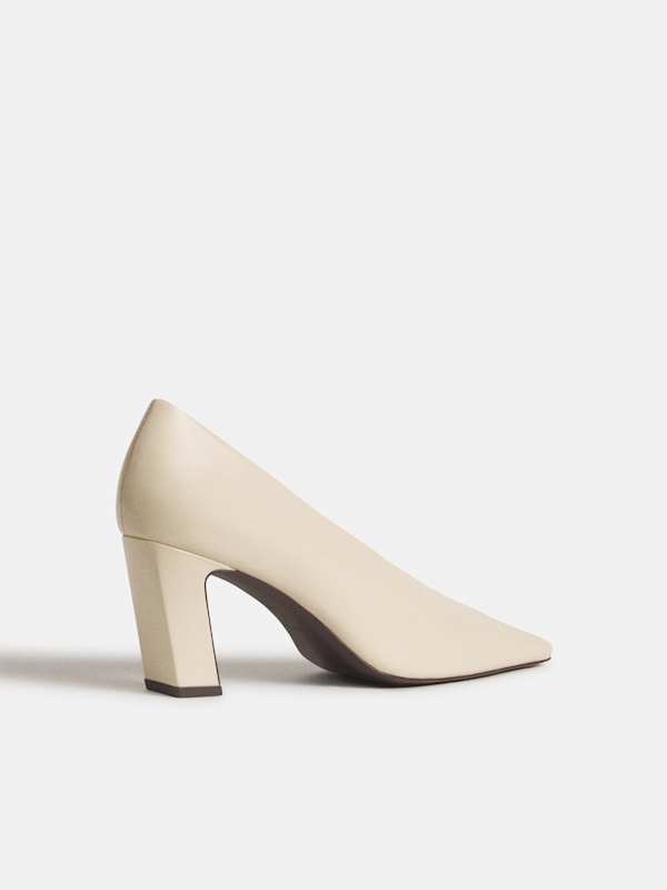 Nolita Pump - Almond Leather