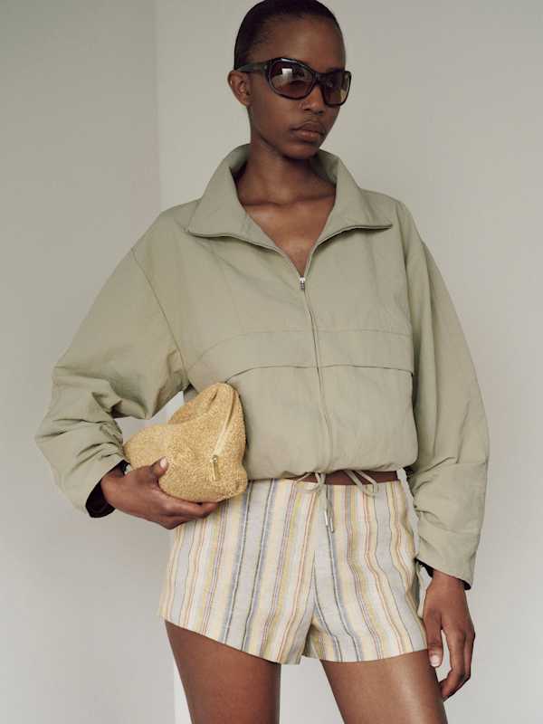 June Low Rise Linen Short - Capri Stripe