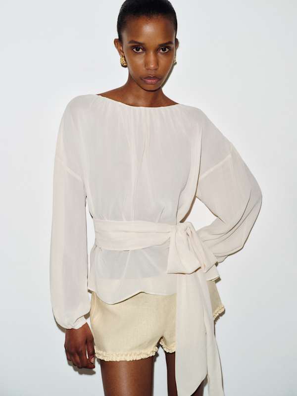 June Low Rise Linen Short - Sugar Ruffle