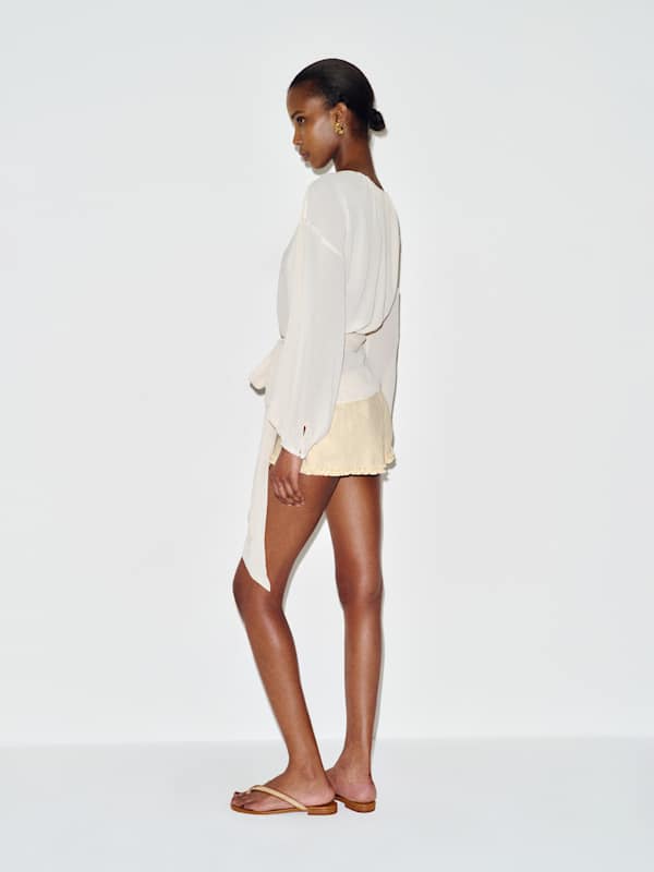 June Low Rise Linen Short - Sugar Ruffle